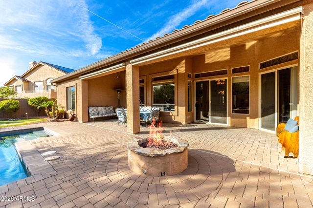 3833 N DESERT OASIS Circle, Mesa, AZ 85207