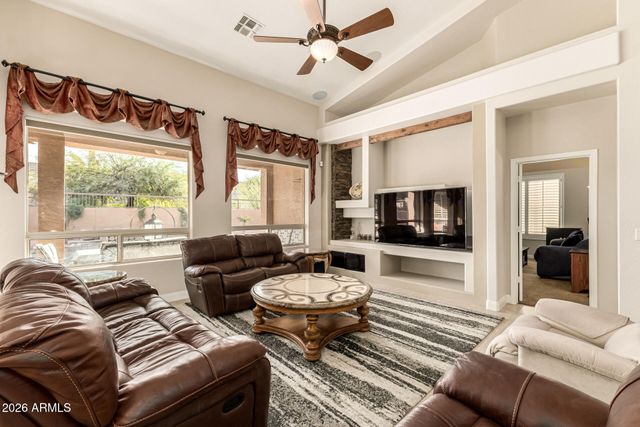 3833 N DESERT OASIS Circle, Mesa, AZ 85207