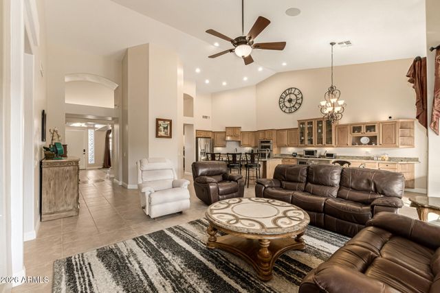 3833 N DESERT OASIS Circle, Mesa, AZ 85207