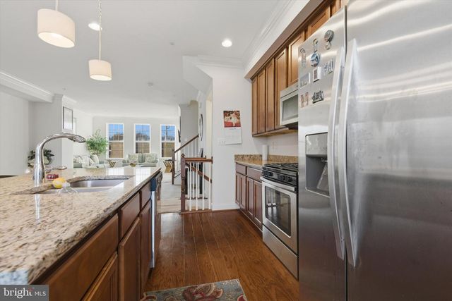 7206 WOOD MEADOW WAY, Lanham, MD 20706