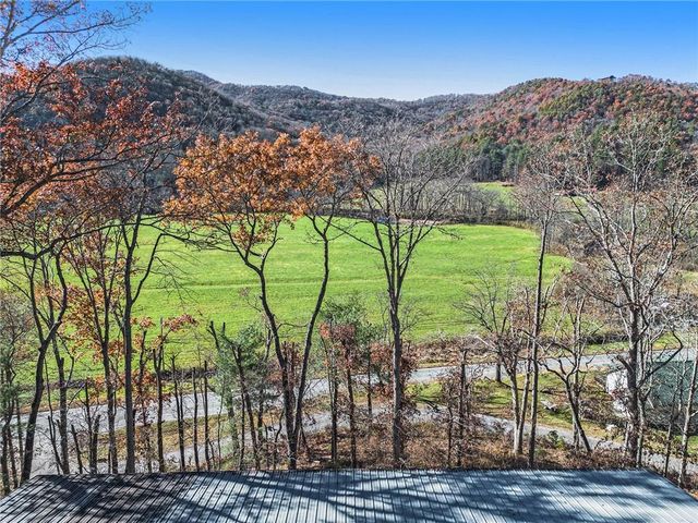 2226 Layson Road, Hiawassee, GA 30546