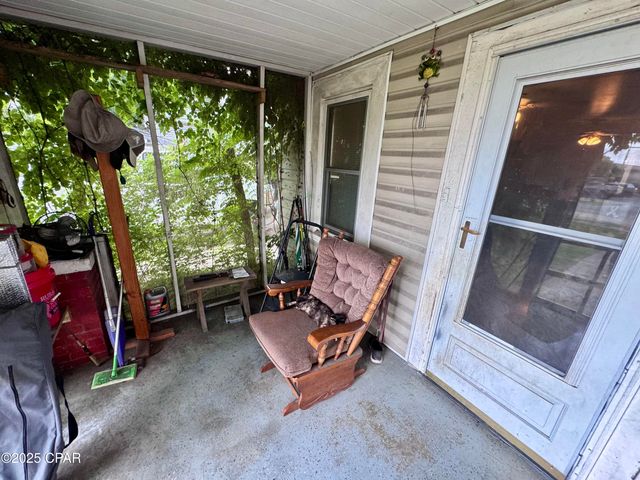 5290 Alabama Street, Graceville, FL 32440