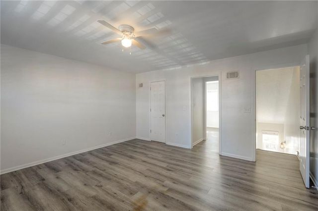 903 W 41ST Place, Kansas City, MO 64111