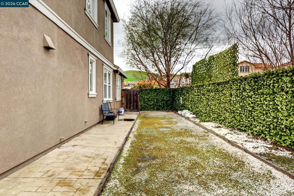 Image 38 of property listing at 41 41 Galveston Bay Ct, Pittsburg, CA 94565