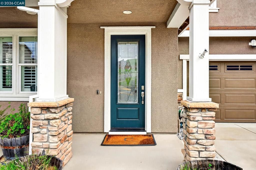 Image 4 of property listing at 41 41 Galveston Bay Ct, Pittsburg, CA 94565