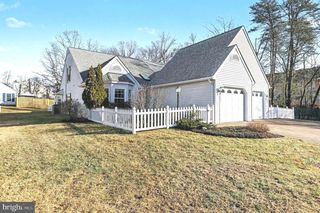 11604 HAMPSHIRE CT, Fredericksburg, VA 22407