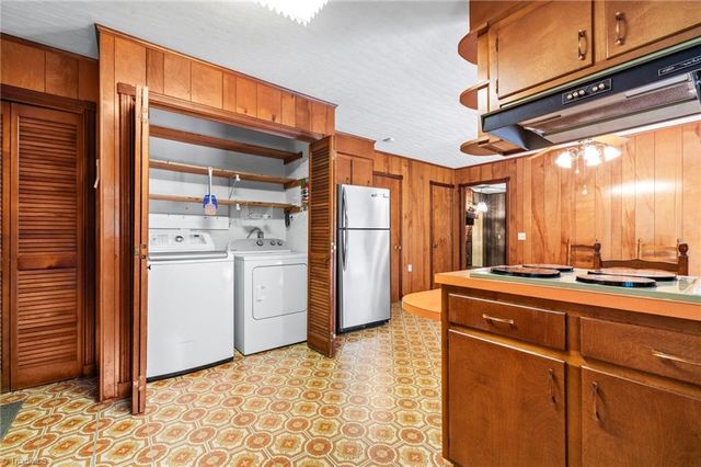 241 Oak Lane, Wilkesboro, NC 28697