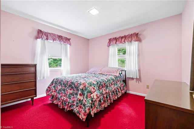 241 Oak Lane, Wilkesboro, NC 28697