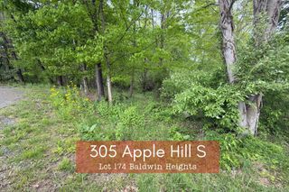 305 Apple Hill South, Howard, OH 43028