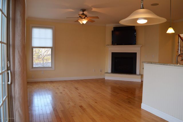606 Park Avenue, Port Monmouth, NJ 07758