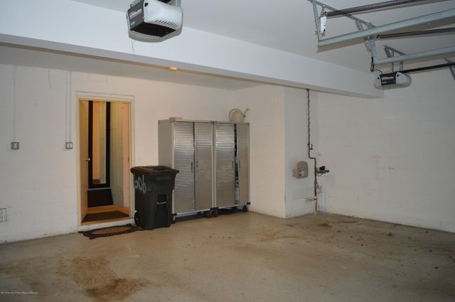 606 Park Avenue, Port Monmouth, NJ 07758