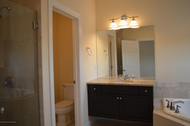 606 Park Avenue, Port Monmouth, NJ 07758
