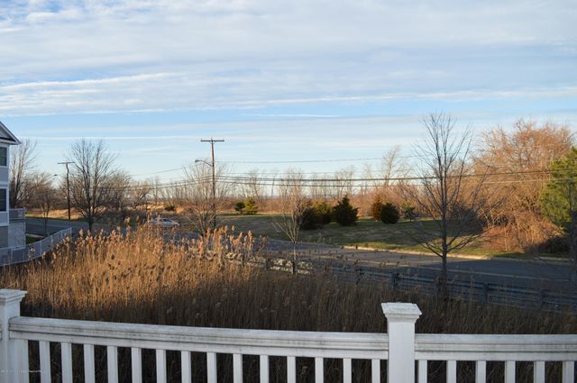 606 Park Avenue, Port Monmouth, NJ 07758