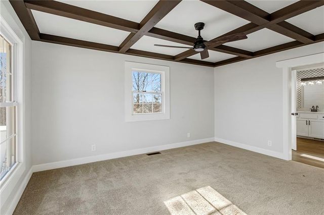 26 SW 365th Road, Warrensburg, MO 64093