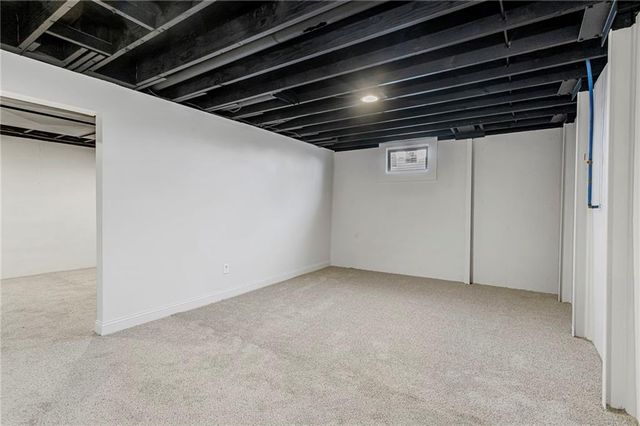 26 SW 365th Road, Warrensburg, MO 64093