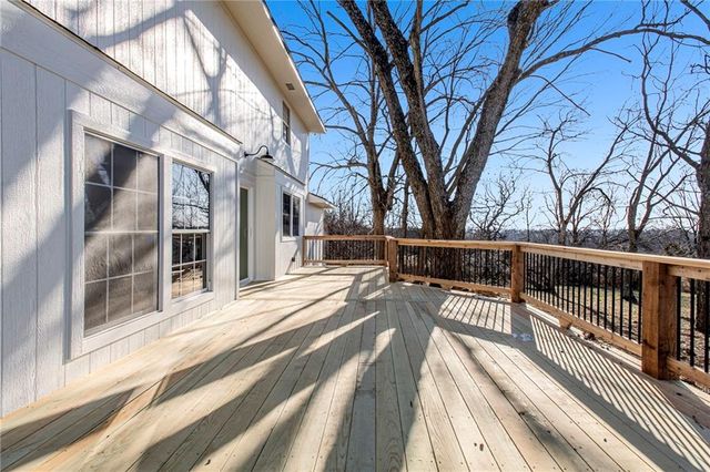 26 SW 365th Road, Warrensburg, MO 64093