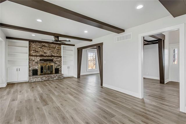 26 SW 365th Road, Warrensburg, MO 64093