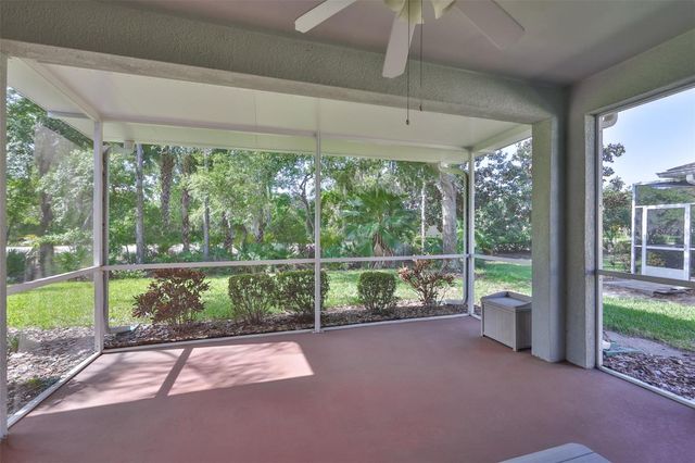 2082 SIFIELD GREENS WAY 3, Sun City Center, FL 33573
