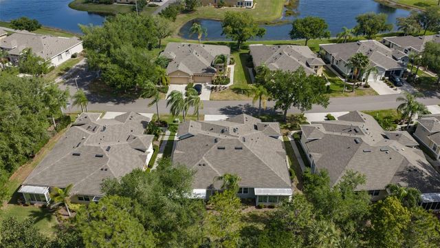 2082 SIFIELD GREENS WAY 3, Sun City Center, FL 33573