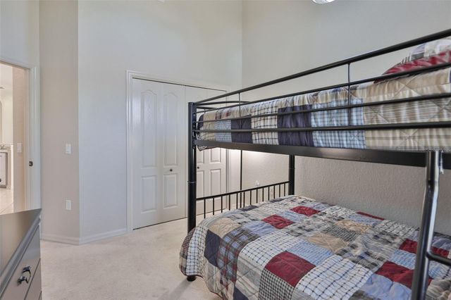 2082 SIFIELD GREENS WAY 3, Sun City Center, FL 33573