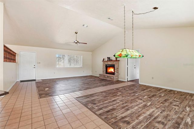 534 SW THORNE LANE, Fort White, FL 32038