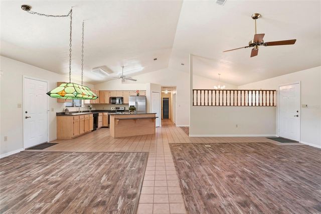 534 SW THORNE LANE, Fort White, FL 32038