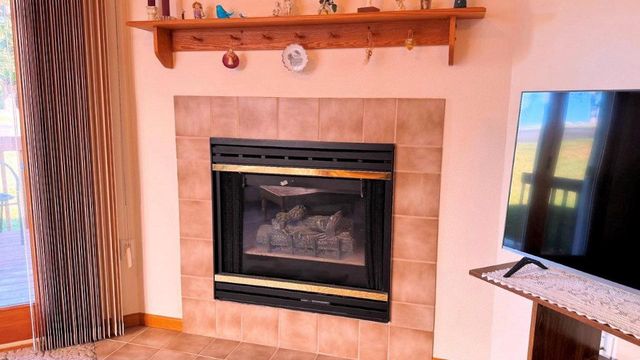 1559 N Dewey Avenue, Reedsburg, WI 53959