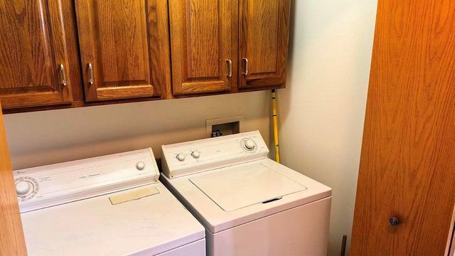 1559 N Dewey Avenue, Reedsburg, WI 53959