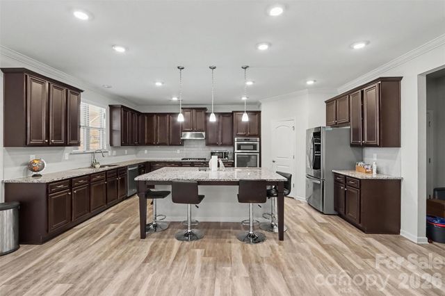 853 Double Oak Lane SE, Concord, NC 28025
