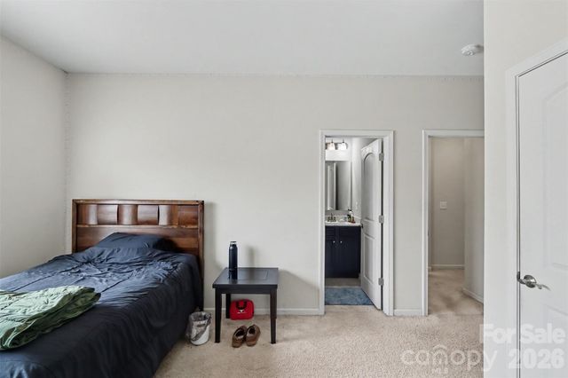 853 Double Oak Lane SE, Concord, NC 28025