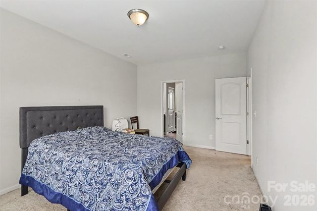 853 Double Oak Lane SE, Concord, NC 28025