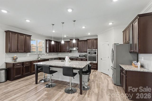 853 Double Oak Lane SE, Concord, NC 28025