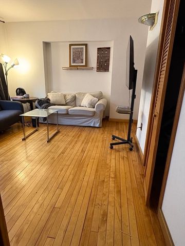 1802 Massachusetts Ave 12, Cambridge, MA 02140