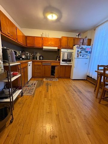 1802 Massachusetts Ave 12, Cambridge, MA 02140