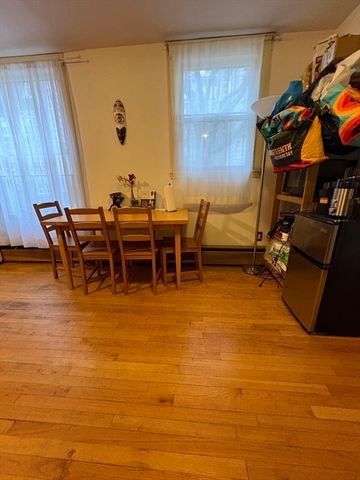 1802 Massachusetts Ave 12, Cambridge, MA 02140