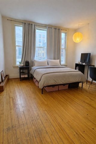 1802 Massachusetts Ave 12, Cambridge, MA 02140