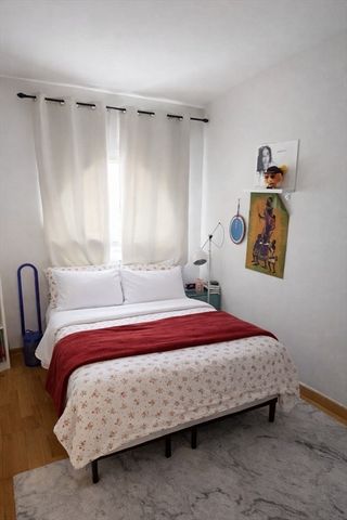 1802 Massachusetts Ave 12, Cambridge, MA 02140