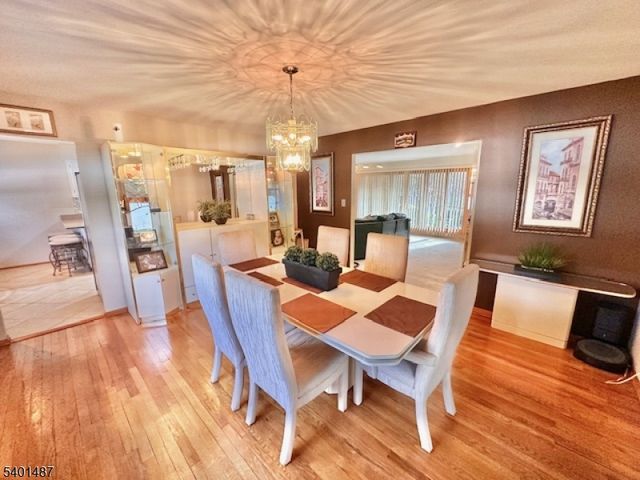 20 Gillen Dr, Sayreville Boro, NJ 08859