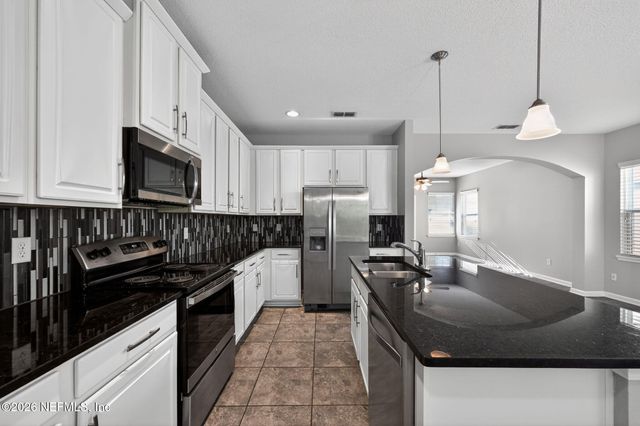 444 FOREST MEADOW Lane, Orange Park, FL 32065