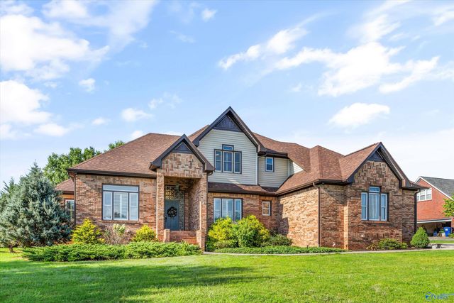 109 Preswick Place, Huntsville, AL 35806