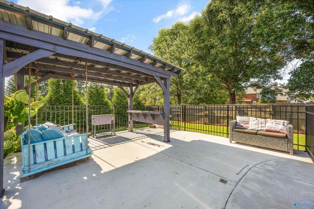 109 Preswick Place, Huntsville, AL 35806