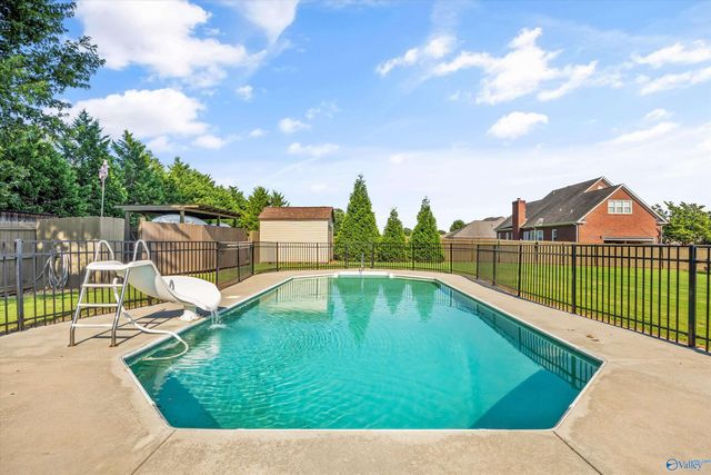 109 Preswick Place, Huntsville, AL 35806