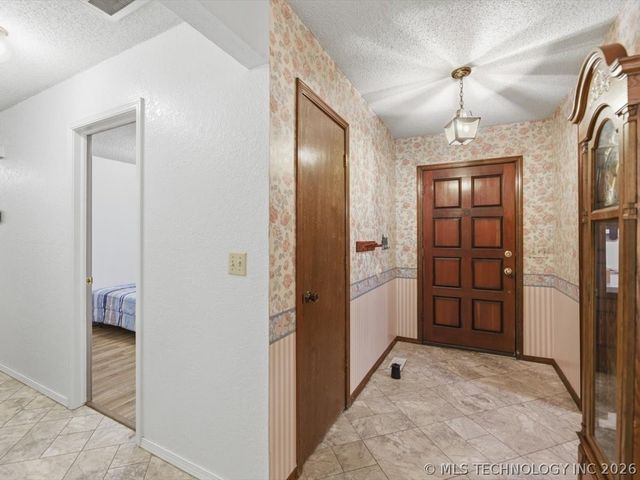 24225 E 112TH Street S, Broken Arrow, OK 74014