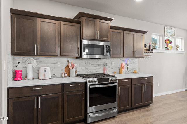 1675 Monarch Lane, Medford, OR 97504