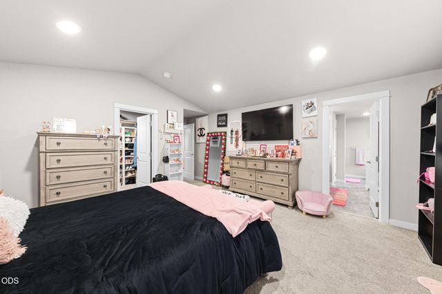 1675 Monarch Lane, Medford, OR 97504