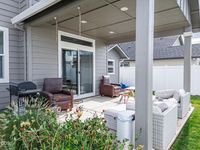 1675 Monarch Lane, Medford, OR 97504