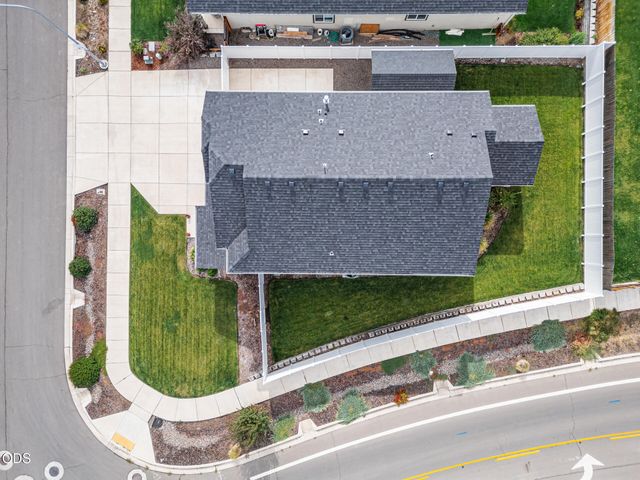 1675 Monarch Lane, Medford, OR 97504