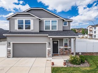 1675 Monarch Lane, Medford, OR 97504
