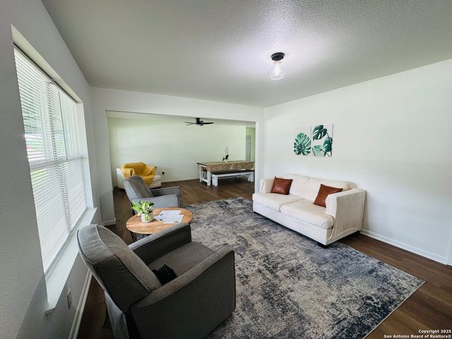 629 Melrose, Seguin, TX 78155