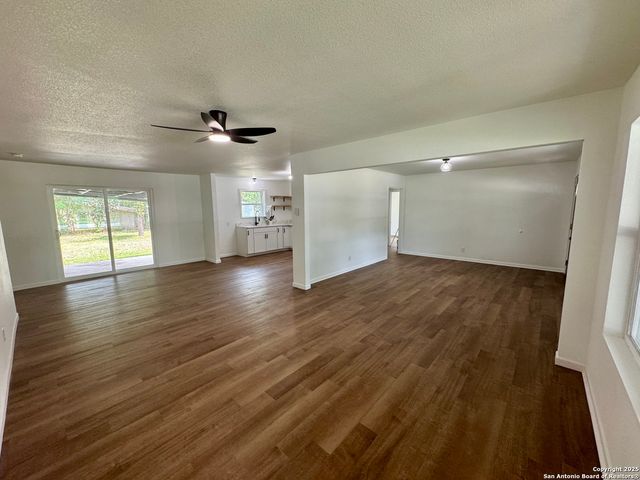 629 Melrose, Seguin, TX 78155